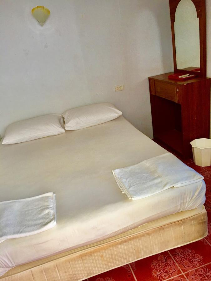 Bung House Hotel Phi Phi Eksteriør billede